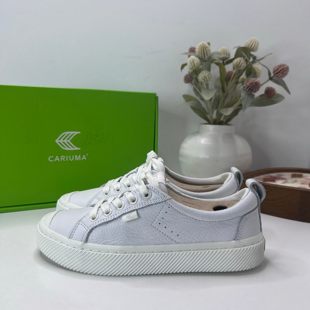 Cariuma OCA Low Casual Leather Sneaker White Women's 5.5 Tried On